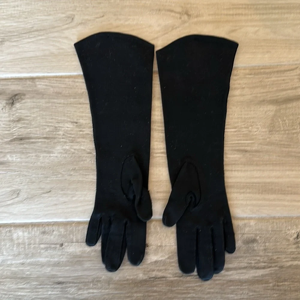 Vintage May Co. cotton long gloves
